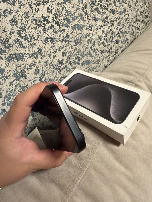 Iphone 15 pro без ремонта