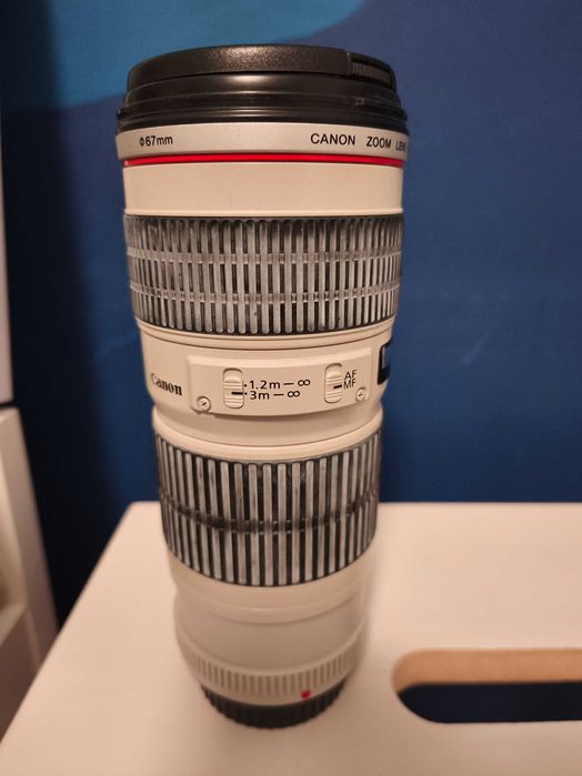 Canon EF 70-200mm f/4 L USM – професионален телеобектив, запазен
