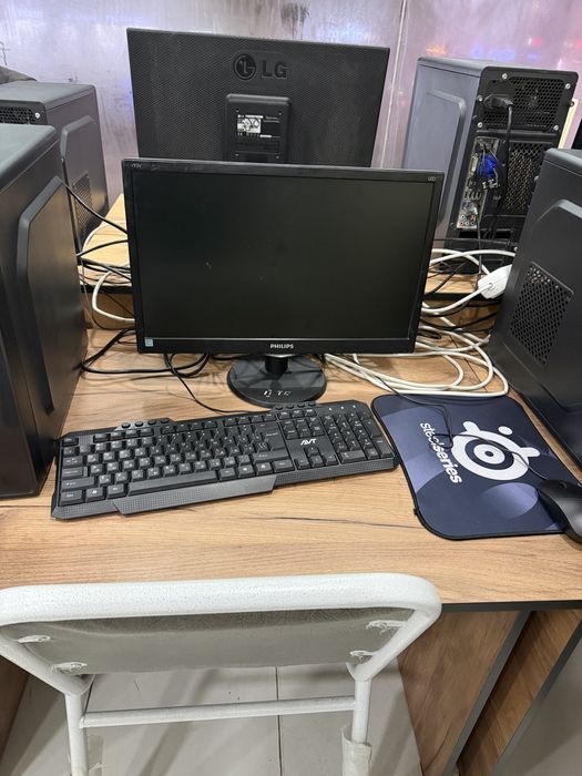 Kompyuter komplekt sotiladi!