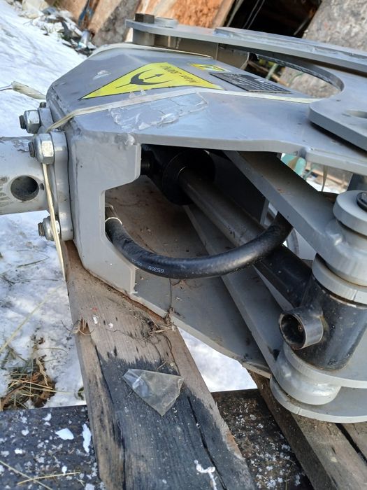 Graifer  lemne cu rotator