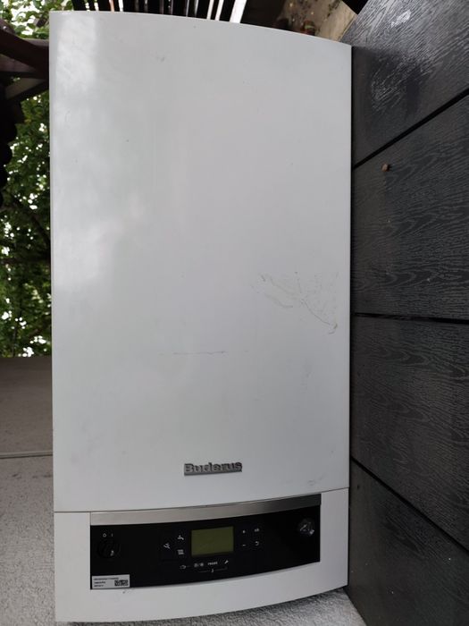 Centrală termică Buderus logamax plus gb072-24k v2