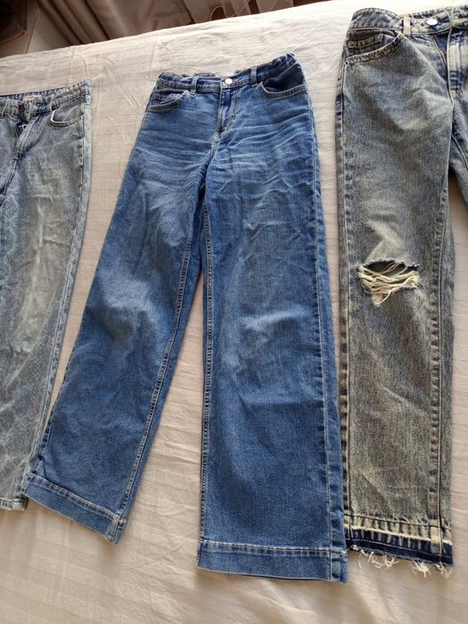 Lot 3 blugi jeans fetita 152 Reserved pantaloni denim largi moderni
Descriere: