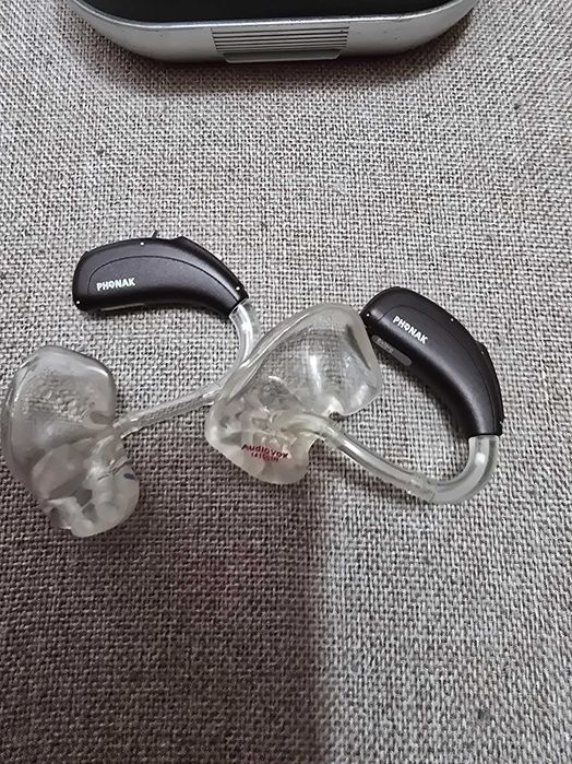 Aparat auditiv Siemens pure  / proteza auditiva phonak bolero q90p