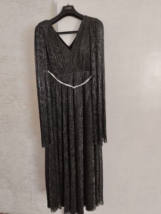 Новое шикарное вечернее платье