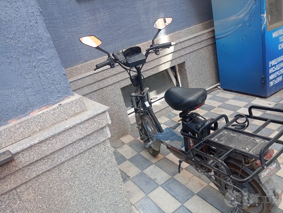 Dashrayder skuter sotiladi srochna pul kerak