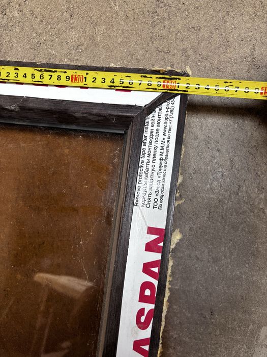 одно пластиковое окно