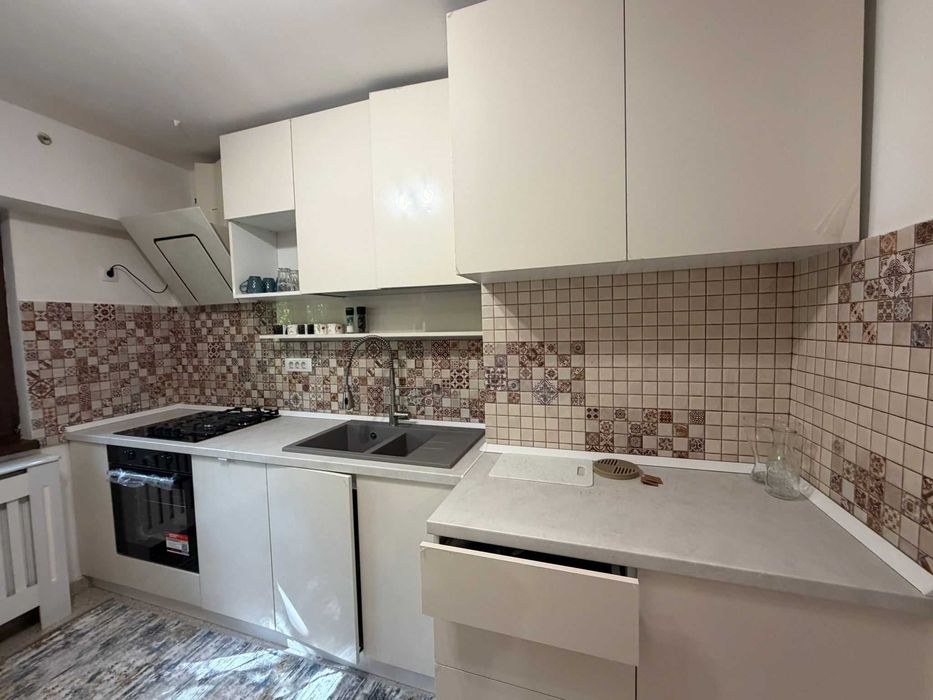 Proprietar – Închiriez apartament 3 camere ultracentral, Decebal - Muncii, renovat premium