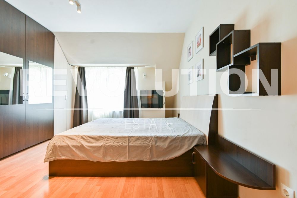 Продава се Тристаен апартамент в София, Павлово - 113 кв.м за 3009 €/кв.м - Снимка #7