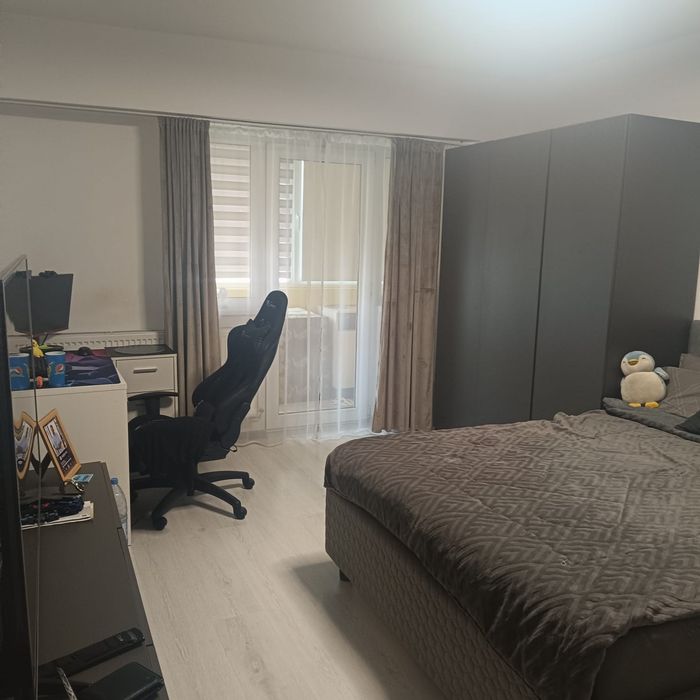 De vânzare apartament cu 3camere
