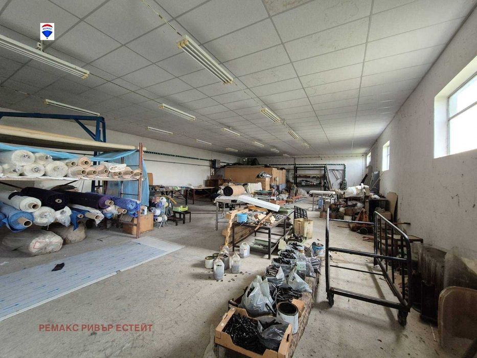 Индустриален имот за продажба с. Цар Самуил