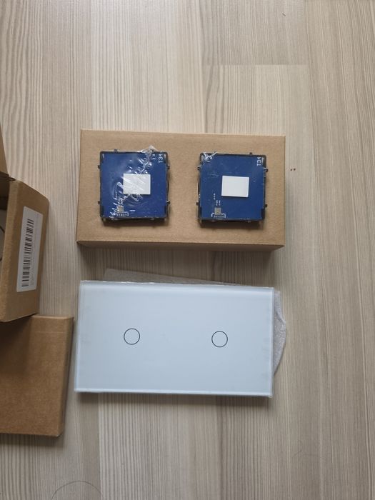 Intrerupator dublu cu touch