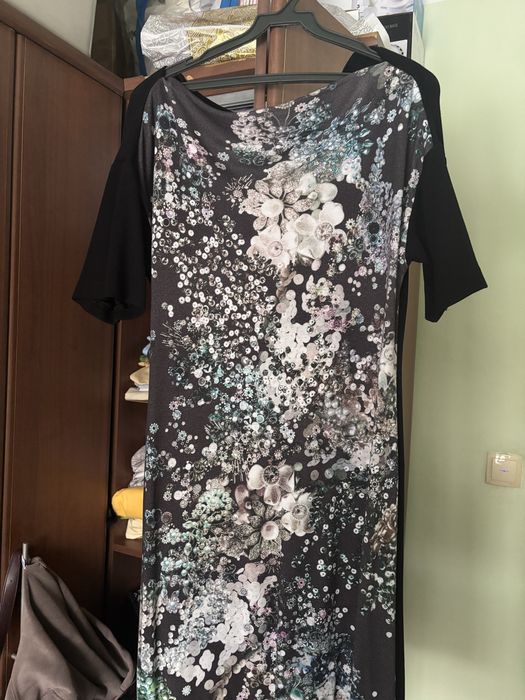 Продам платья.