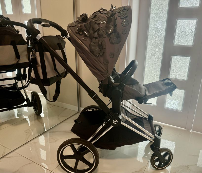 Комплект Cybex Priam 3.5 Simply Flowers Grey+чанта