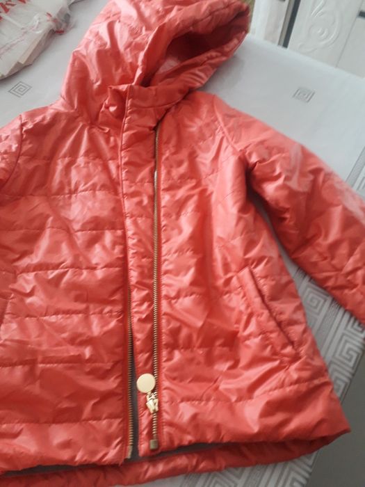 Продам б/у куртку