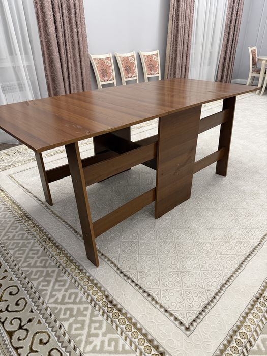 Продам б/у стол-книжку