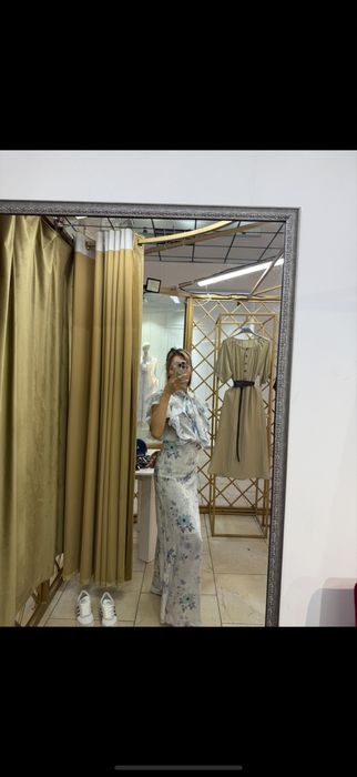 Продам 2-ку. Одевала 1 раз