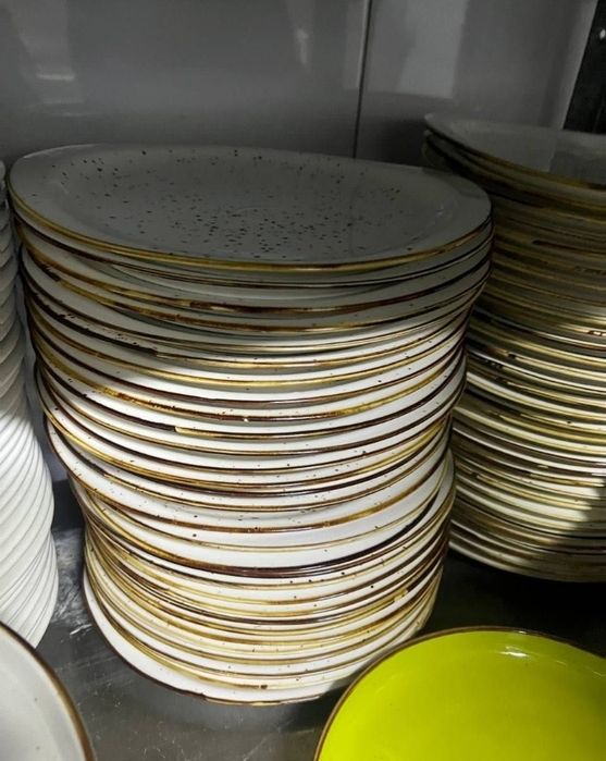 Отдам даром посуда закрылись кафе