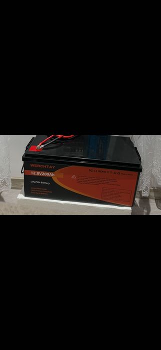 Продавам готова соларна система 12V / 220V