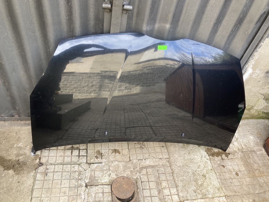 Преден капак за тойота корола версо/Toyota corolla verso 04-08г