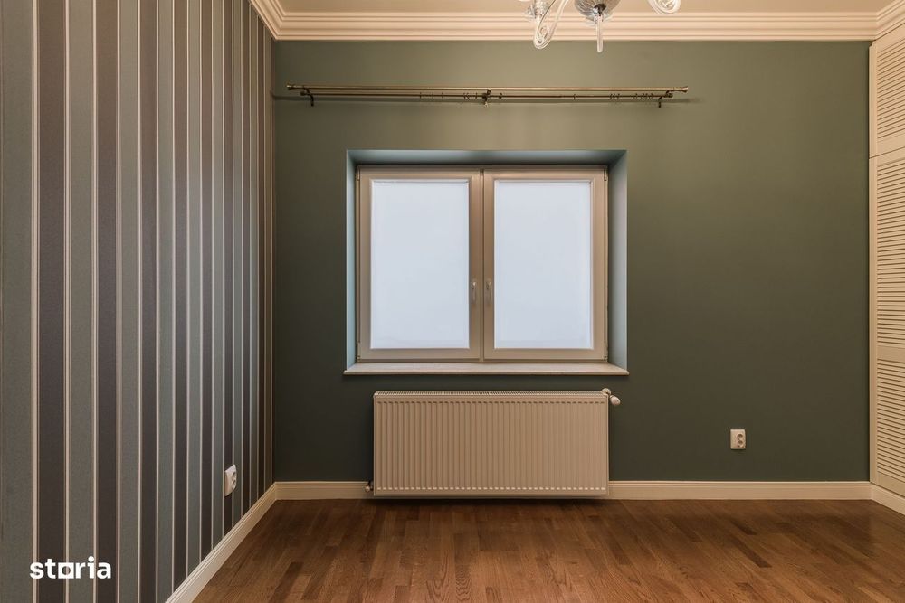 Apartament modern in vila, curte proprie, garaj, Centru