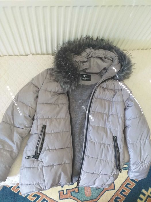 Дамско яке М размер, елек, блуза, анорак и пр.