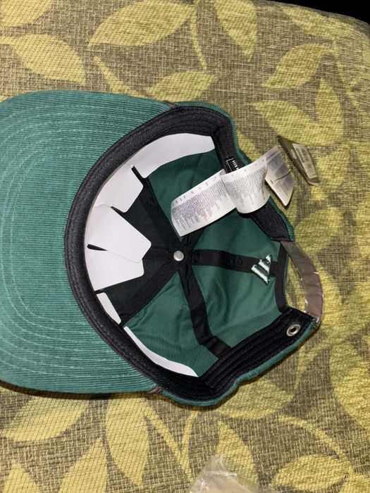 НОВИ шапки с козерка Adidas