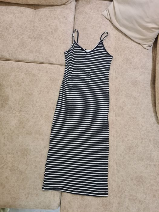 Платья , юбки , комбинезон, топы М,S