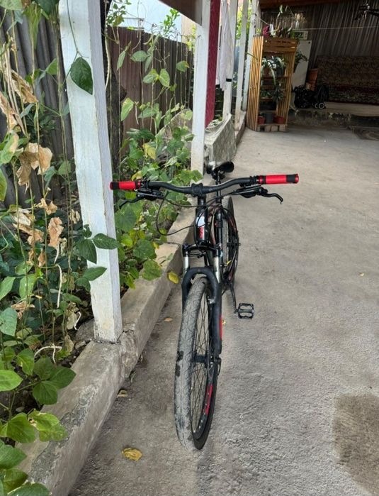 Велосипед TRINX восьми скоростной