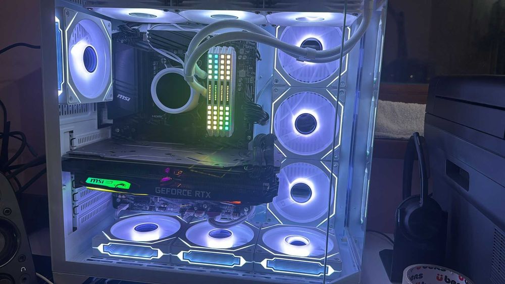 PC Gaming ryzen 7 5700x, RTX 3070 TI sau Asus RTX 4060 ti, ssd 1tb, 32gb ddr4 3200, Aio 360