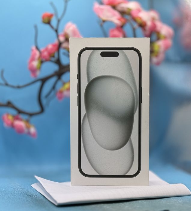 НОВ!!! Apple iPhone 15, 128GB, 5G, Black + подарък  адаптер Apple