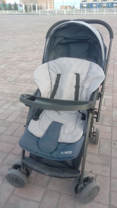 Коляска TOMIX...