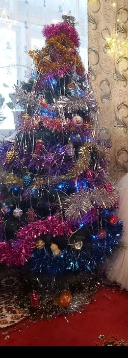 Продам Ёлку срочно.