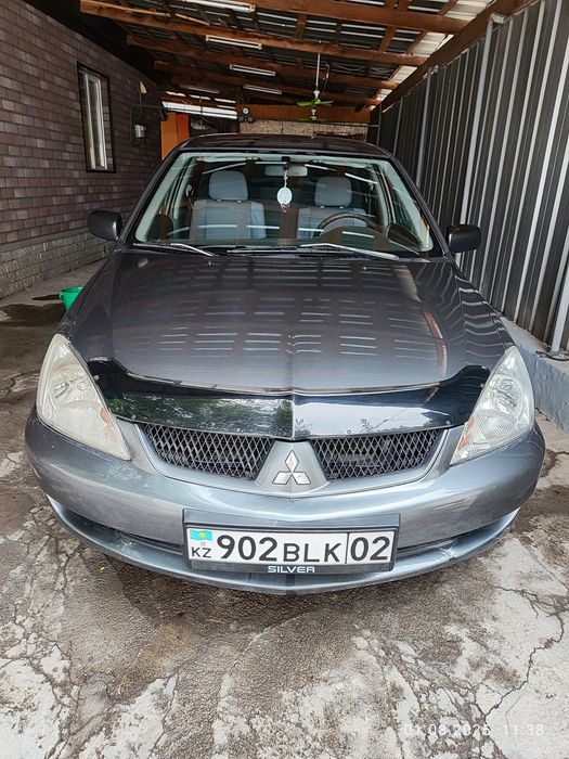 Продам машину Mitsubishi Lancer