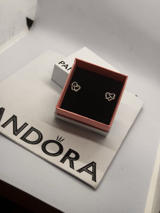 Pandora обеци Пандора