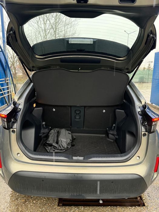 Vând Toyata Yaris Cross, 2024