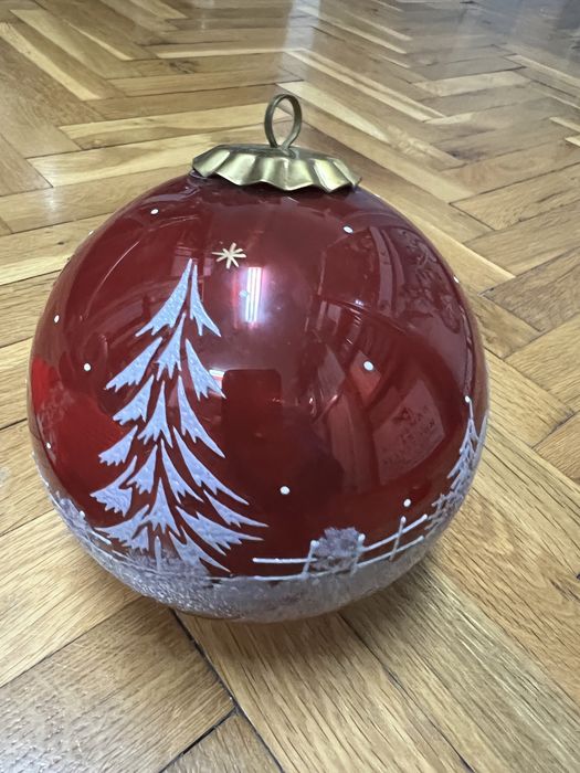Голяма ръчнорисувана стъклена коледна топка
