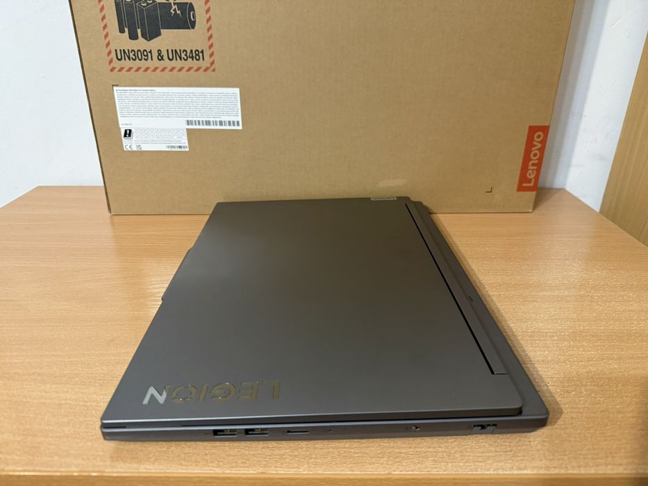 Гейминг лаптоп LENOVO Legion 5 16IRX9 83DG0028BM 16.0 "