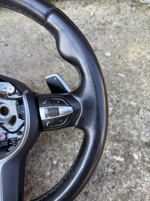 М волан с вибрация  бмв х5 х6 ф15 ф16 (m volan bmw x5 x6 f15 f16)