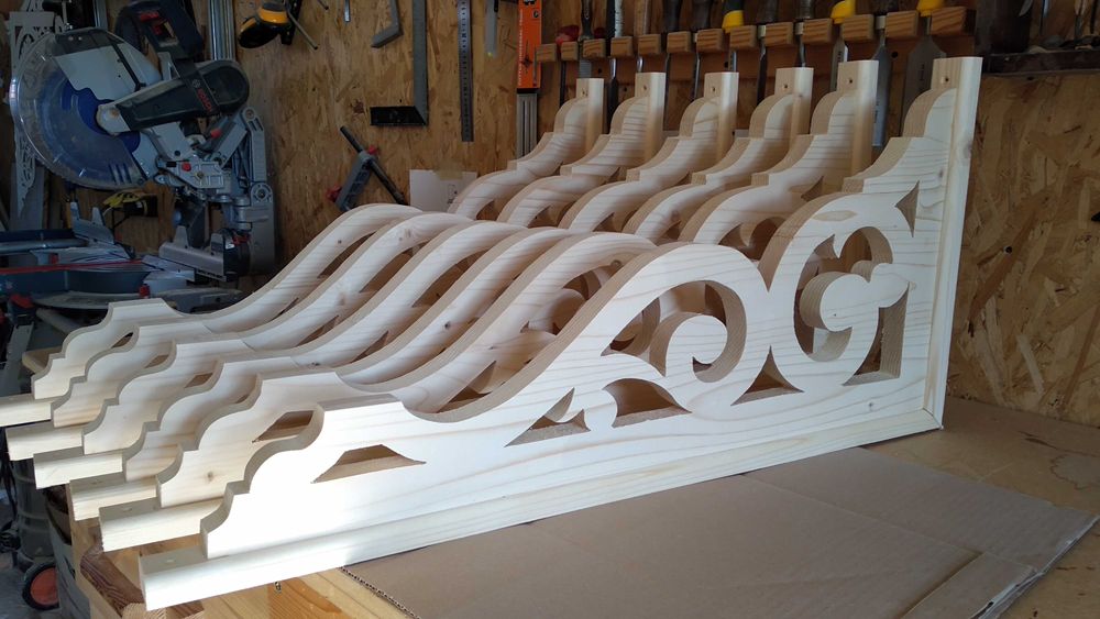 Ornament coltar, consola pt terasa foisor  la imbinare stalp grinda