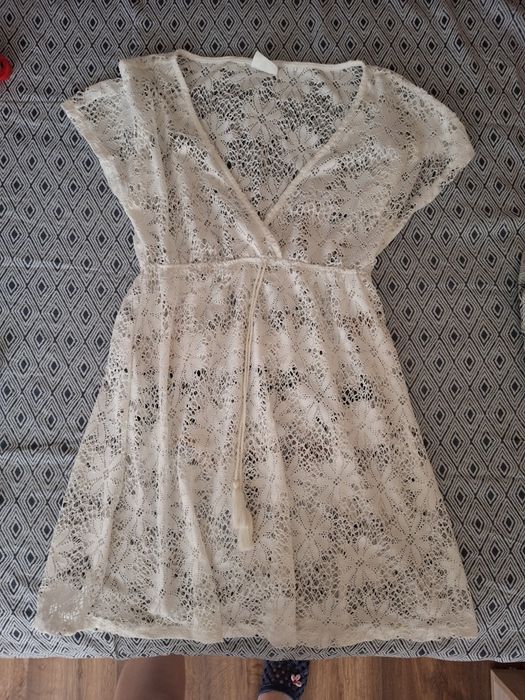 Бански и плажна рокля