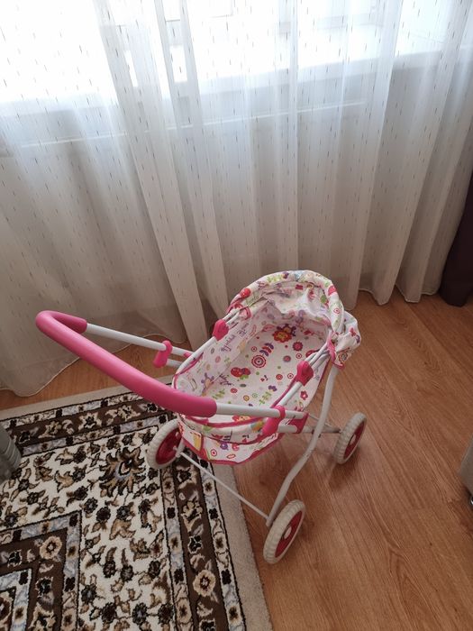 Продам коляску игрушечную большую