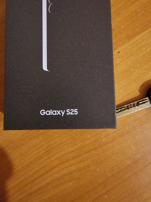 Samsung s25 sigilat