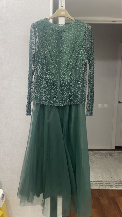 Продам платье тройка