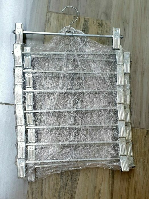 Вешалка металлический Новый