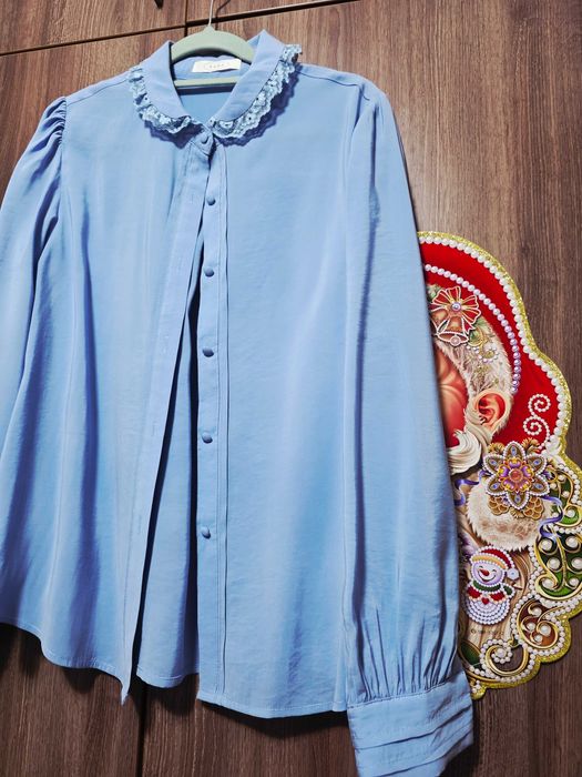 Женская рубашка, блузка