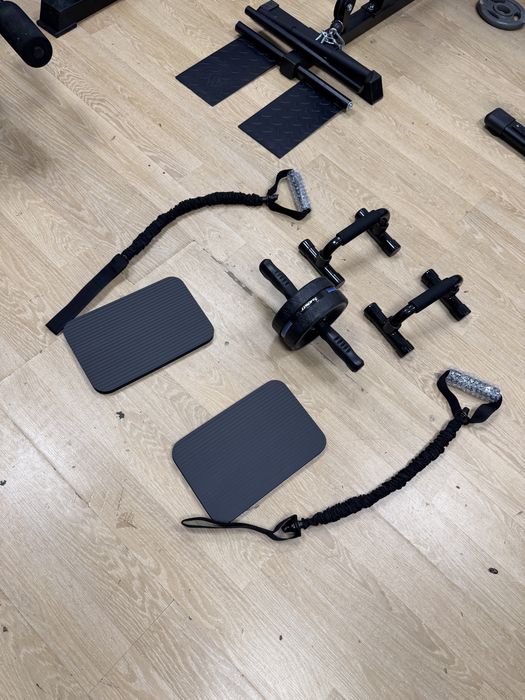 Set rola abdomen cu suporti flotari si extensoare+saltele genunchi Noi Germany, pret 100 lei