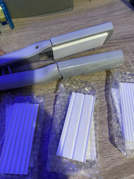 Преса за коса с керамични присавки