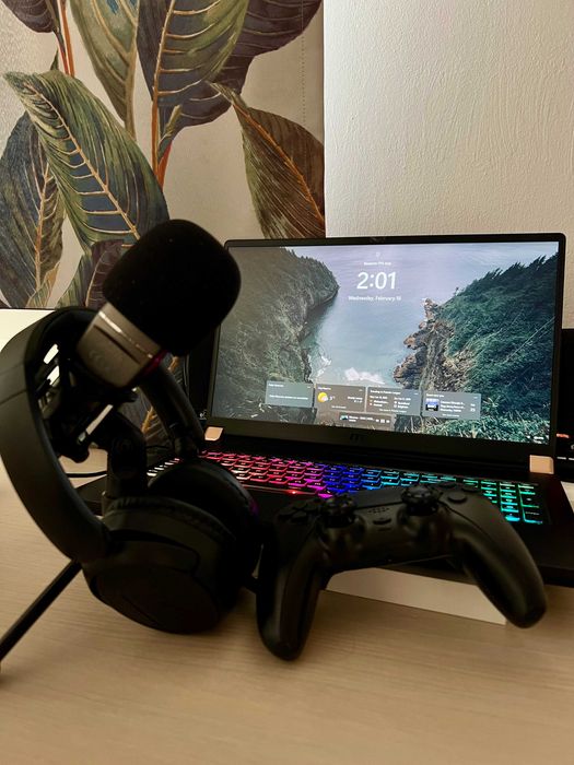 MSI GS75 Stealth 9SF 17.3” + 9th i7 + 1TB + RTX 8GB MaxQ + 32GB RAM