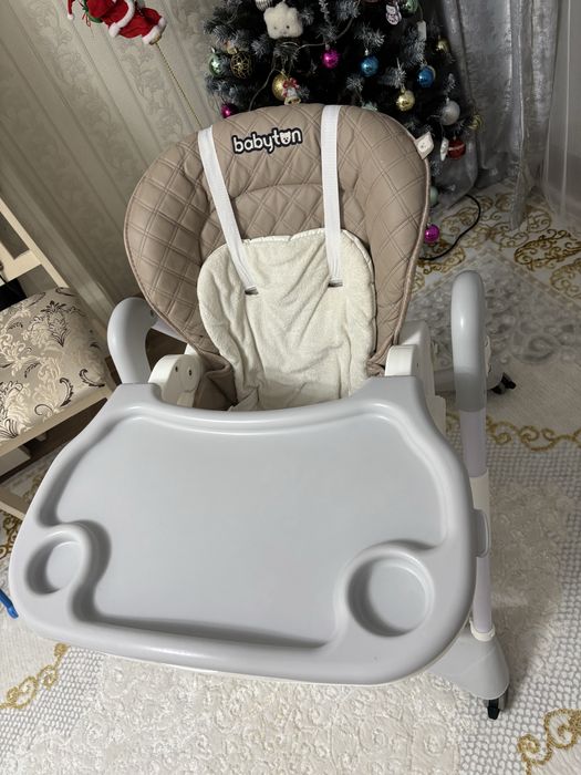 Стол для кормления