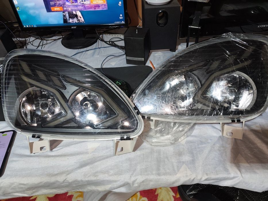 Продам АМG фары.